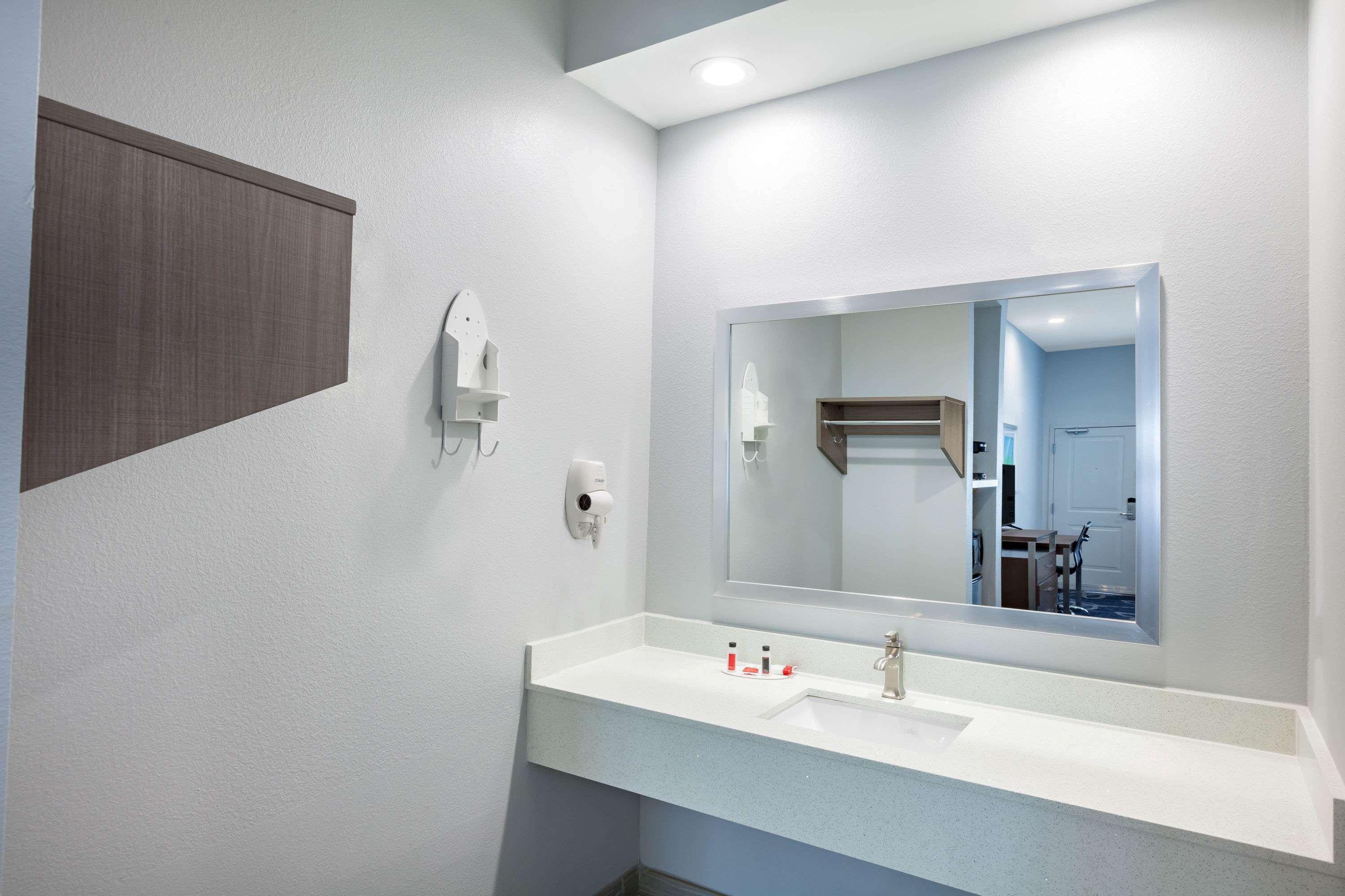 Baymont By Wyndham Houston Hobby Airport Hotel Kültér fotó